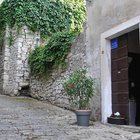 Old Town Uspon Appartement Pula Buitenkant foto